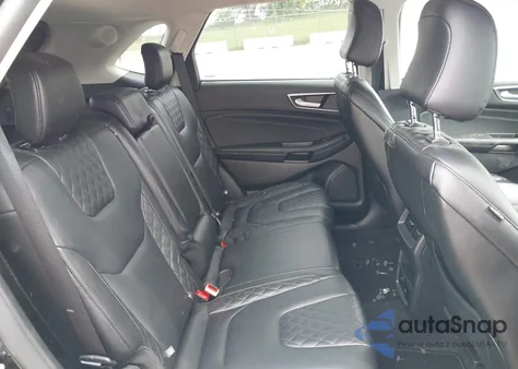 2023 Ford Edge Titanium z USA, uszkodzony, nr VIN 2FMPK4K95PBA14797